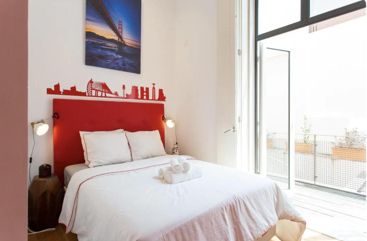Beautiful 3-Story House In Chiado With A 40M² Private Terrace Apartment Lisbon Exterior photo