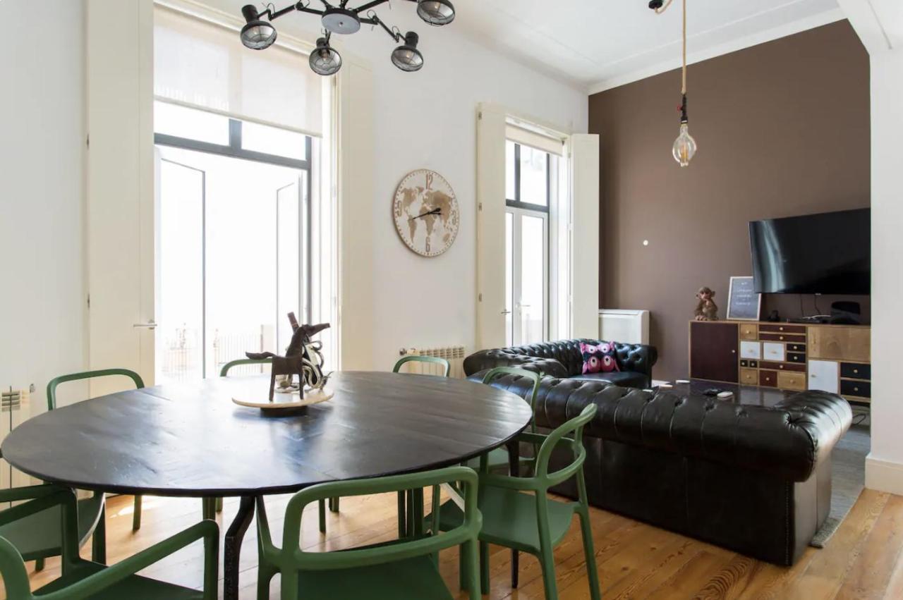 Beautiful 3-Story House In Chiado With A 40M² Private Terrace Apartment Lisbon Exterior photo