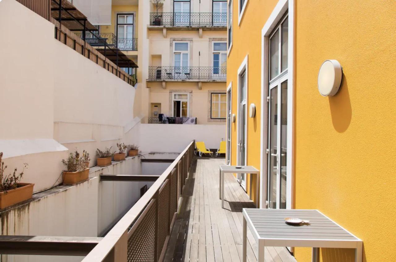 Beautiful 3-Story House In Chiado With A 40M² Private Terrace Apartment Lisbon Exterior photo